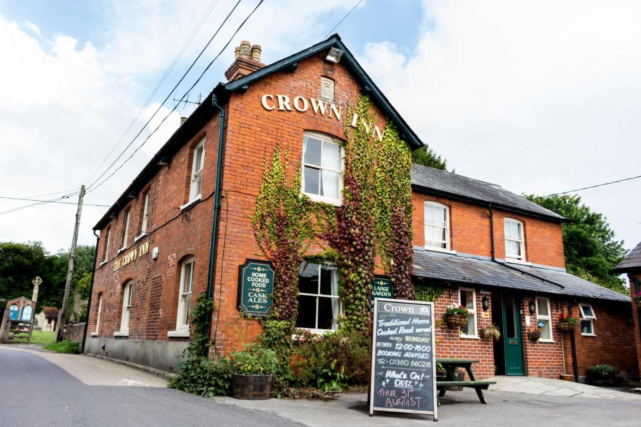 The Crown Inn Bishops Cannings Exterior photo